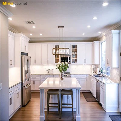 Dulapuri de bucătărie contemporane cu luciu ridicat